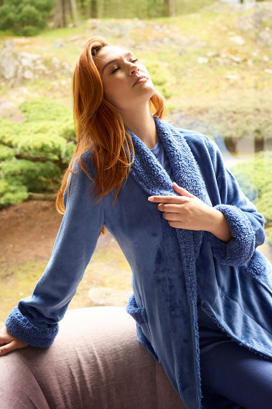 Natori Plush Sherpa Robe
