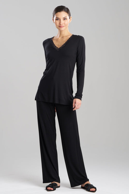 Natori Feathers Essentials Lenzing™ Ecovero™ Viscose Long Sleeve Lace PJ