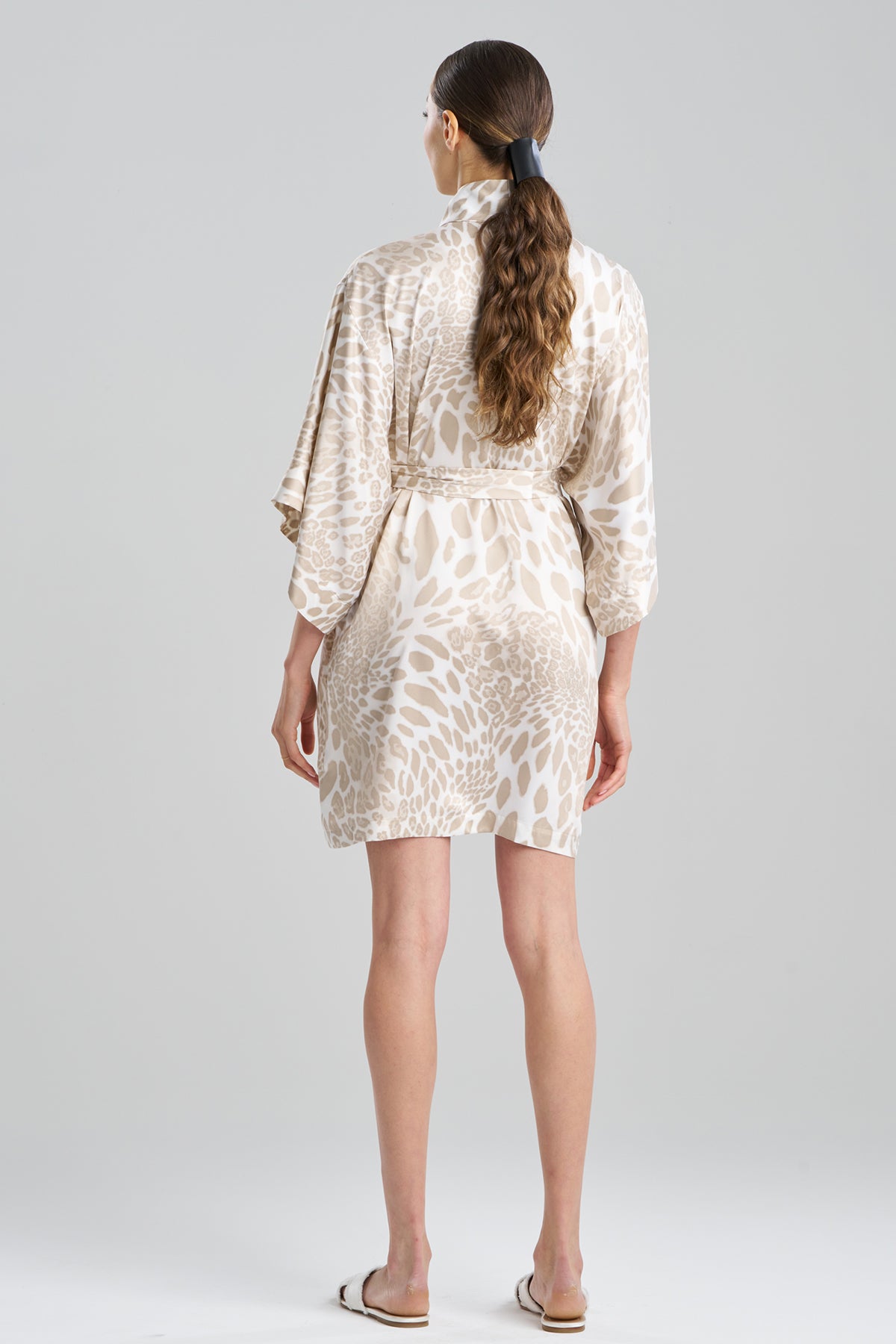 Natori Luxe Leopard Wrap
