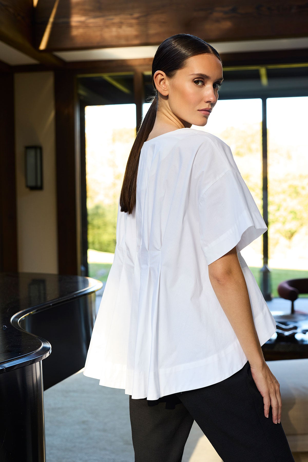 Natori Cotton Poplin Pleated Back Cocoon Shirt