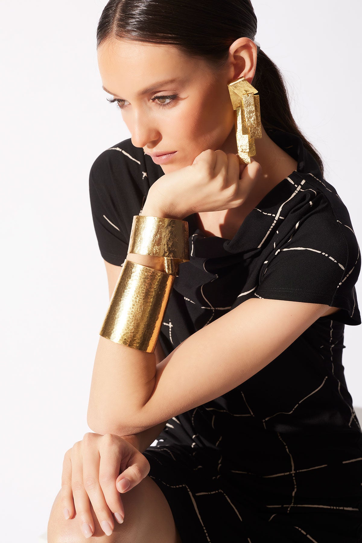 Natori Sculptural Gold Plated Brass Drop Earrings