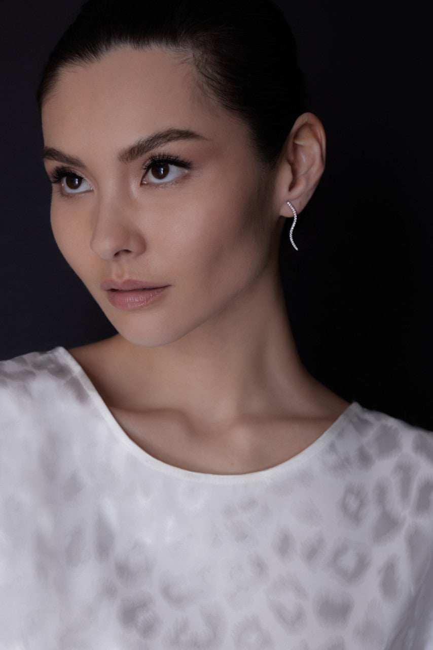 Natori Buy Shangri-La Brushstroke 14k Gold and Diamond Medium Stud Earrings in 14K White Gold Online
