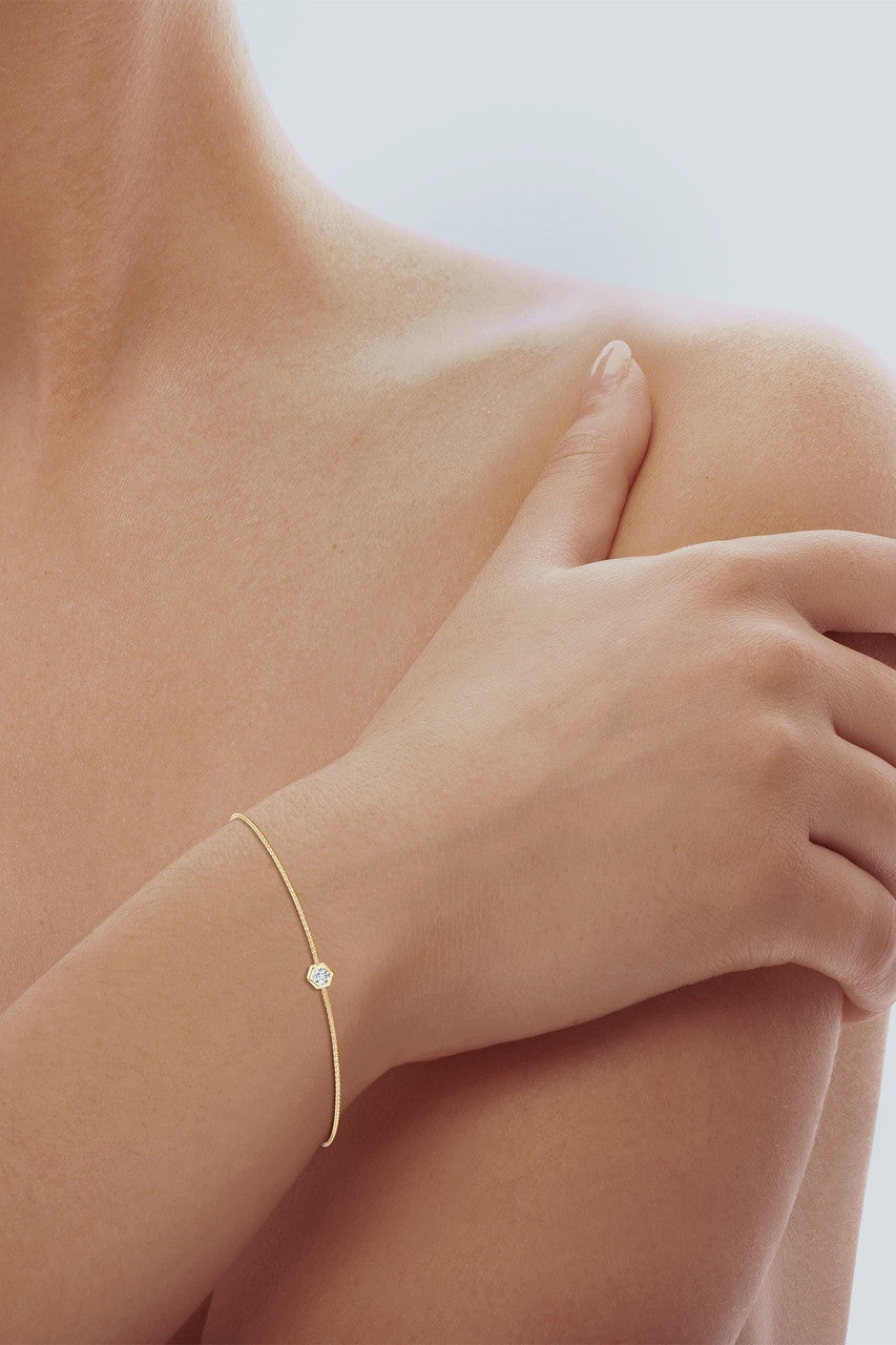 Natori Buy Indochine 14k Hexagon Frame Diamond Solitaire Bolo Bracelet in 14K Yellow Gold Online