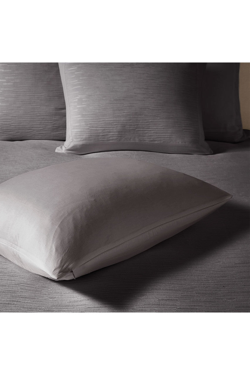 Natori Buy Hanae Gray Comforter Set in Gray Online